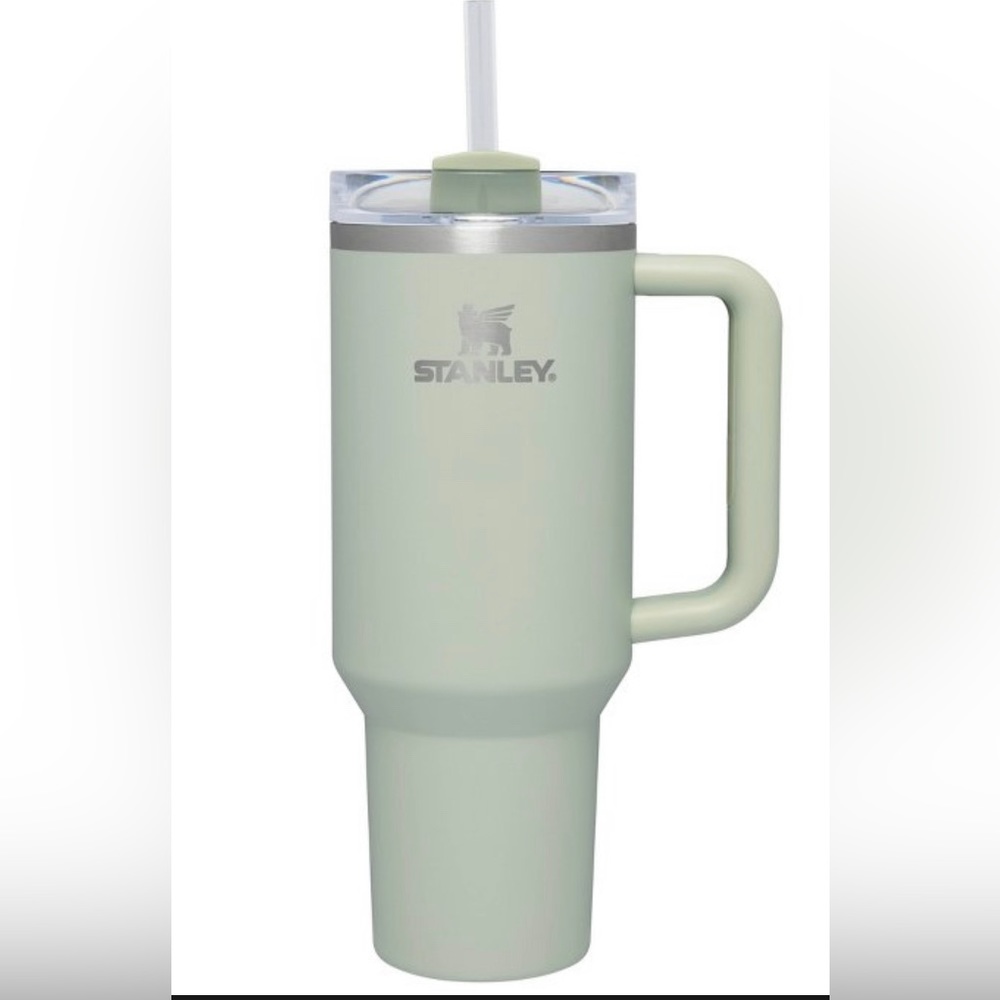 NWT Stanley 40oz Stainless Steel H2.0 Flowstate Quencher Tumbler-Serene Green